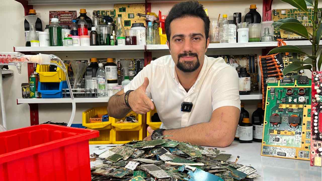 علی عابدی کلاهبردار